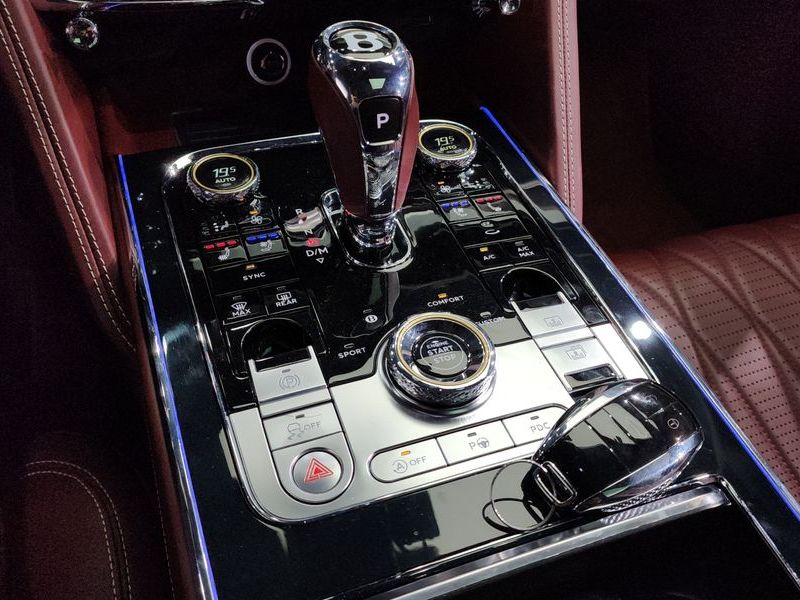 2020 Bentley Flying Spur 6.0 photo 9