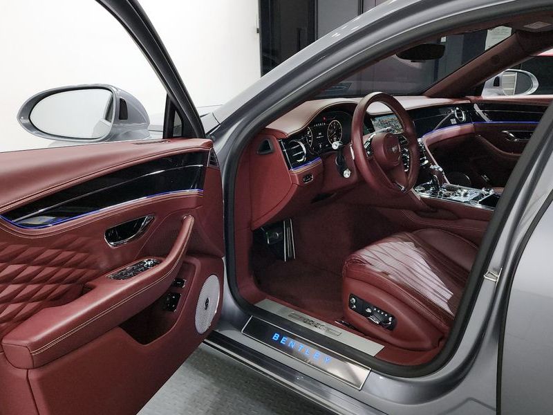 2020 Bentley Flying Spur 6.0 photo 10