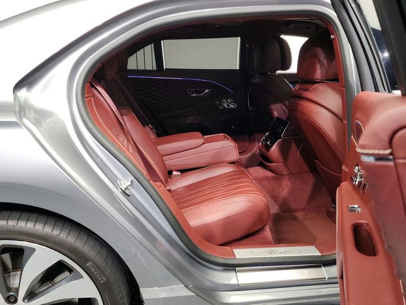 2020 Bentley Flying Spur 6.0 photo 12