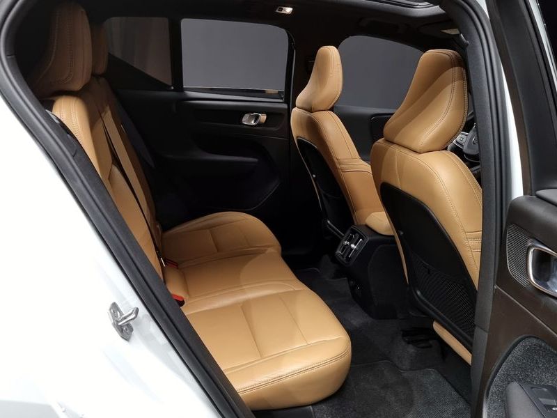 2020 Volvo XC40 T4 Inscription photo 12