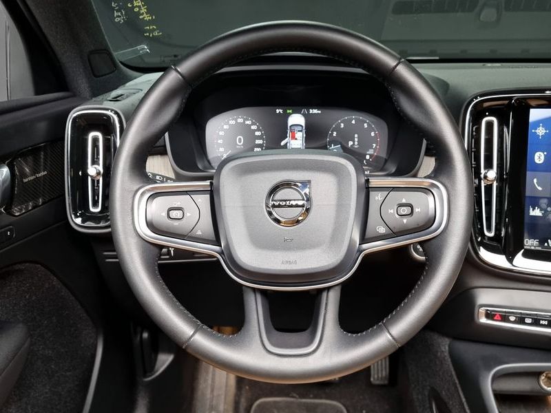 2020 Volvo XC40 T4 Inscription photo 13