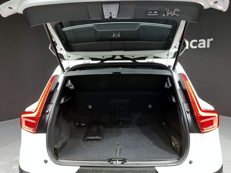 2020 Volvo XC40 T4 Inscription photo 20