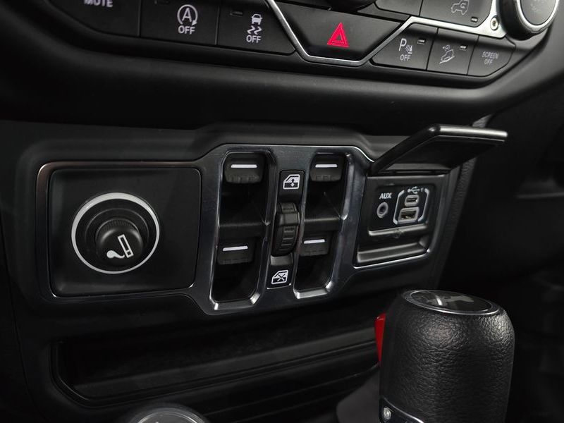 2020 Jeep Wrangler 2.0 Sport 4Door Willys Edition photo 18