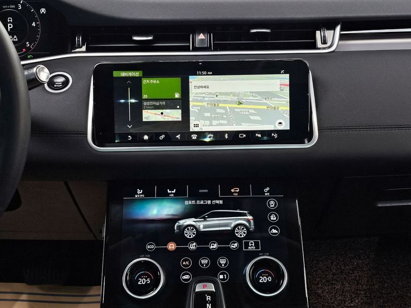 2020 Land Rover Range Rover Evoque D180 Launch Edition photo 15