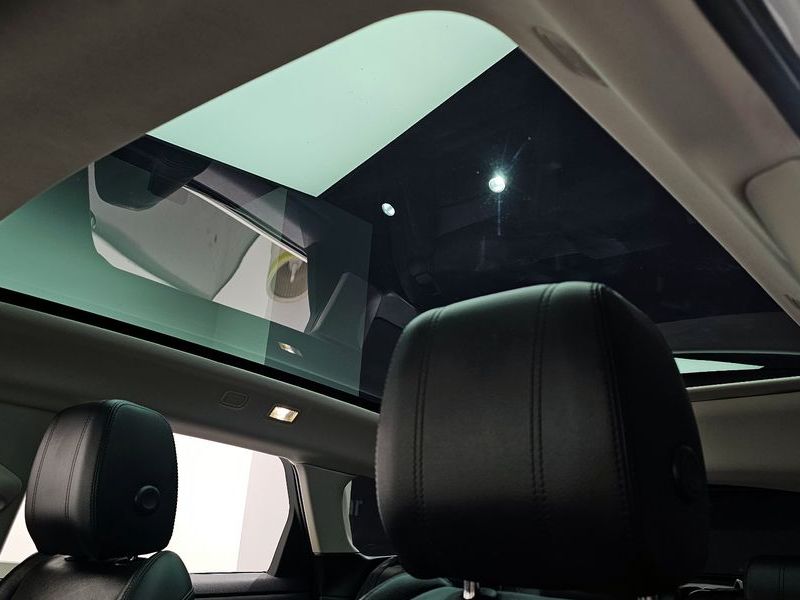 2020 Land Rover Range Rover Evoque D180 Launch Edition photo 20