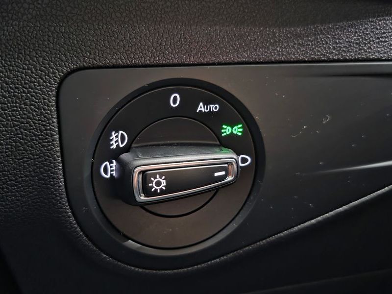 2018 Volkswagen Tiguan 2.0 TDI photo 19