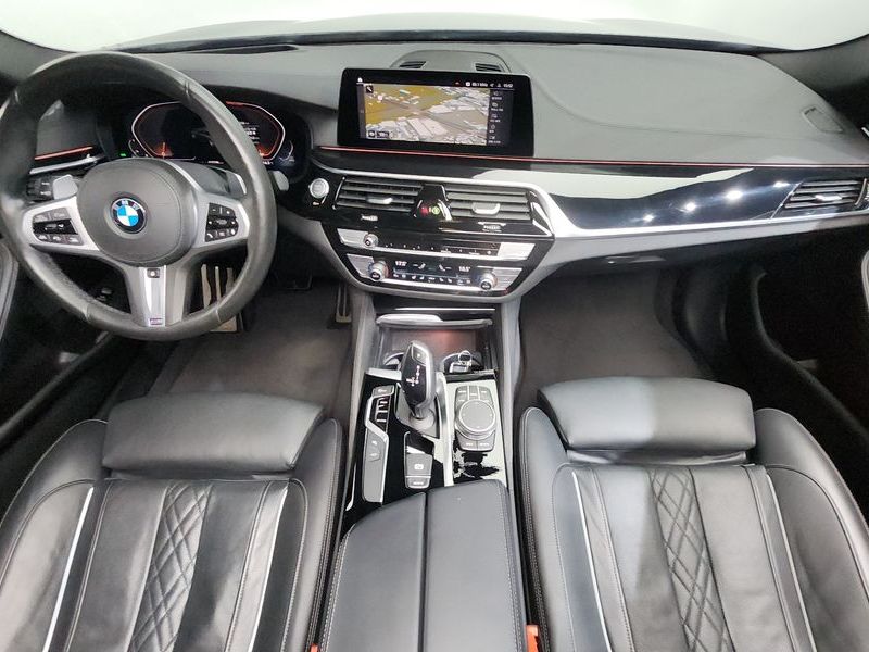 2020 BMW 5 Series 520d xDrive M Sport Package Plus photo 7