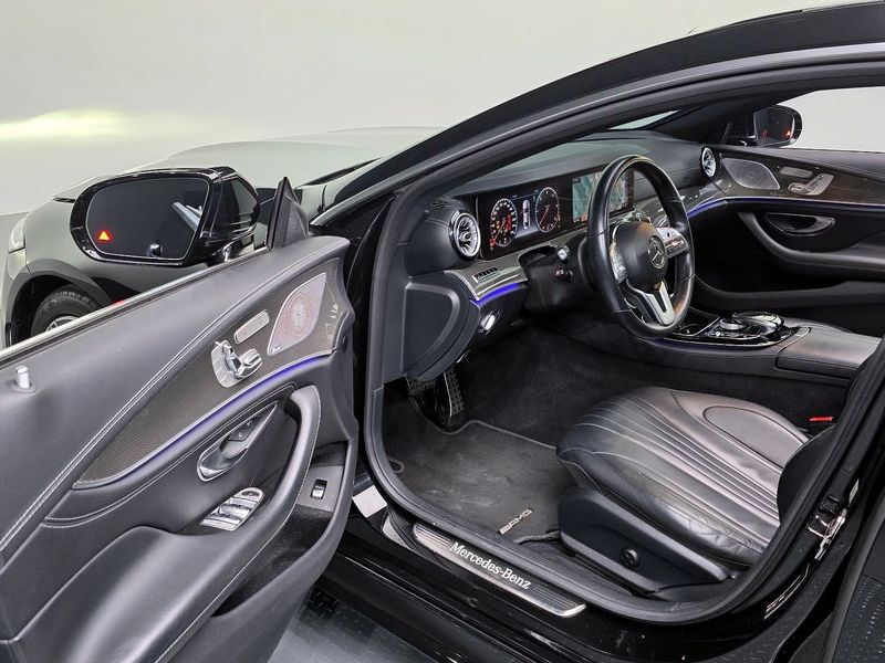 2020 Mercedes-Benz S-Class CLS300d AMG Line photo 11