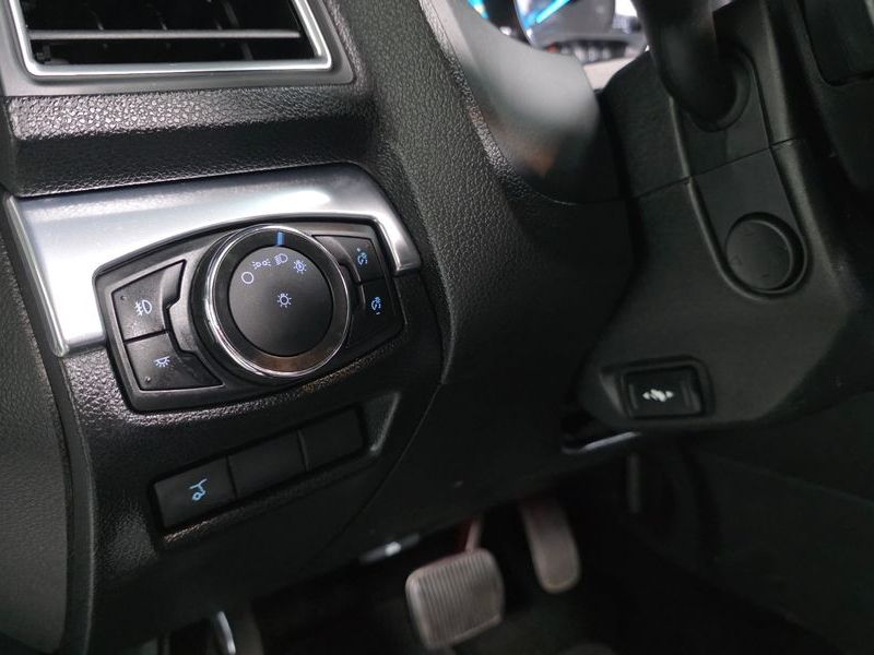 2017 Ford Explorer 3.5 Limited 4WD 5th photo 17