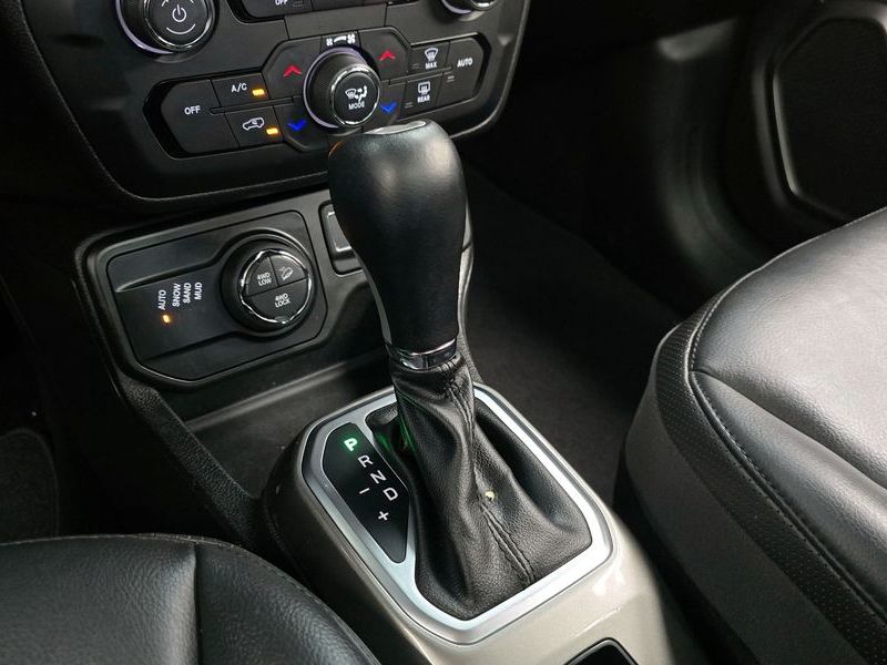 2018 Jeep Renegade 2.0 Diesel Limited AWD photo 9