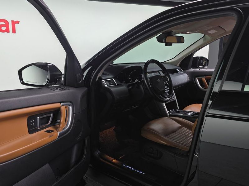 2018 Land Rover Discovery Sport 2.0 TD4 HSE Luxury photo 10