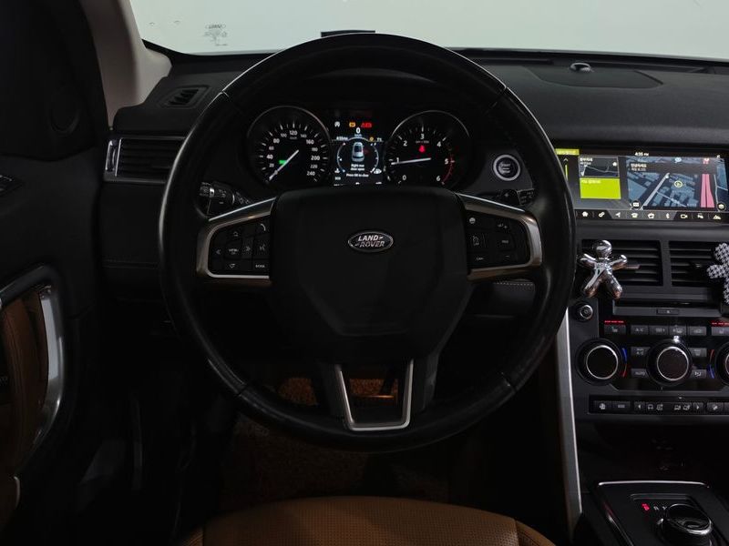 2018 Land Rover Discovery Sport 2.0 TD4 HSE Luxury photo 12
