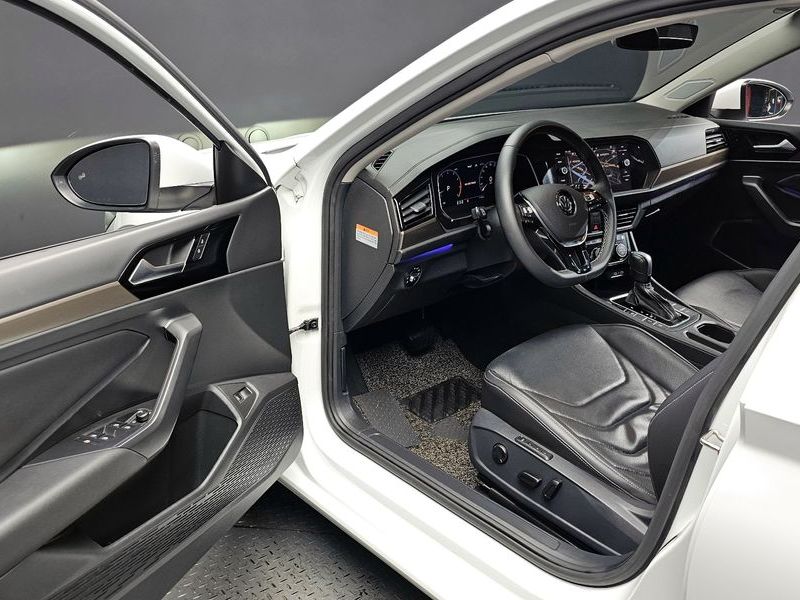 2021 Volkswagen Jetta 1.4 TSI Prestige photo 10