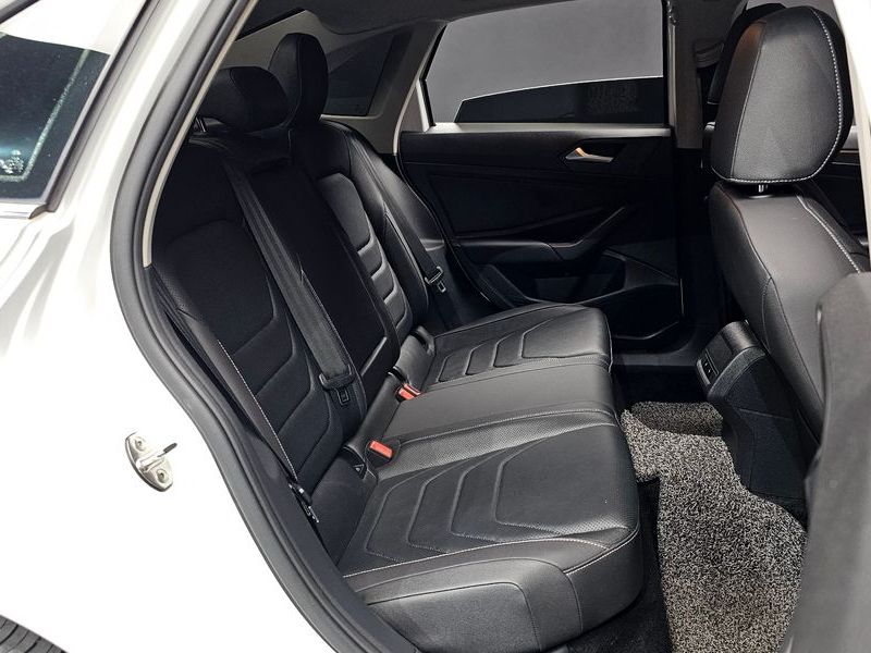 2021 Volkswagen Jetta 1.4 TSI Prestige photo 11