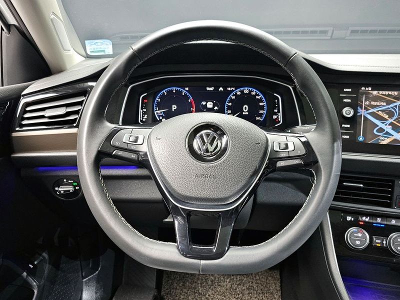 2021 Volkswagen Jetta 1.4 TSI Prestige photo 12