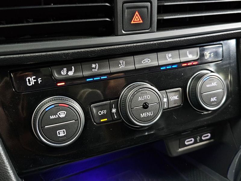 2021 Volkswagen Jetta 1.4 TSI Prestige photo 17
