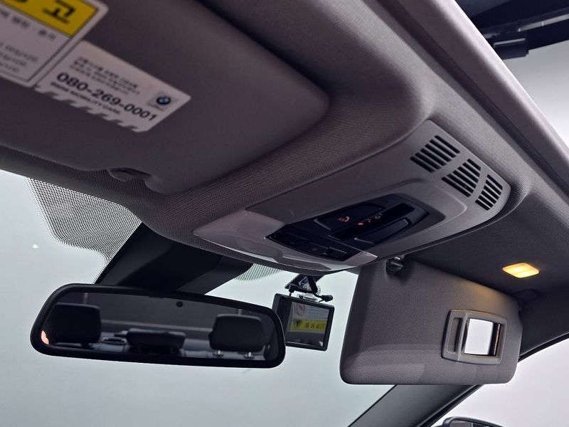 2018 BMW 3 Series 320d photo 20