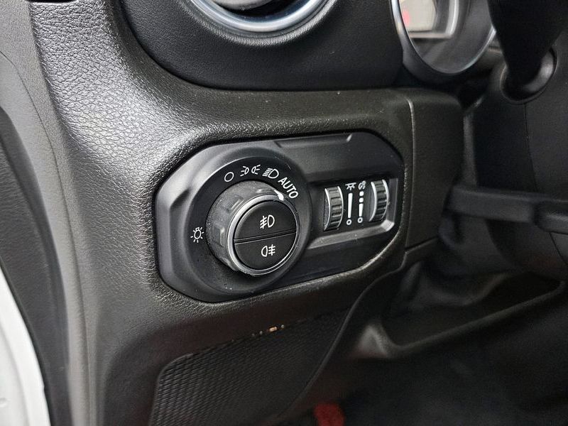2019 Jeep Wrangler 2.0 Overland 4Door photo 14