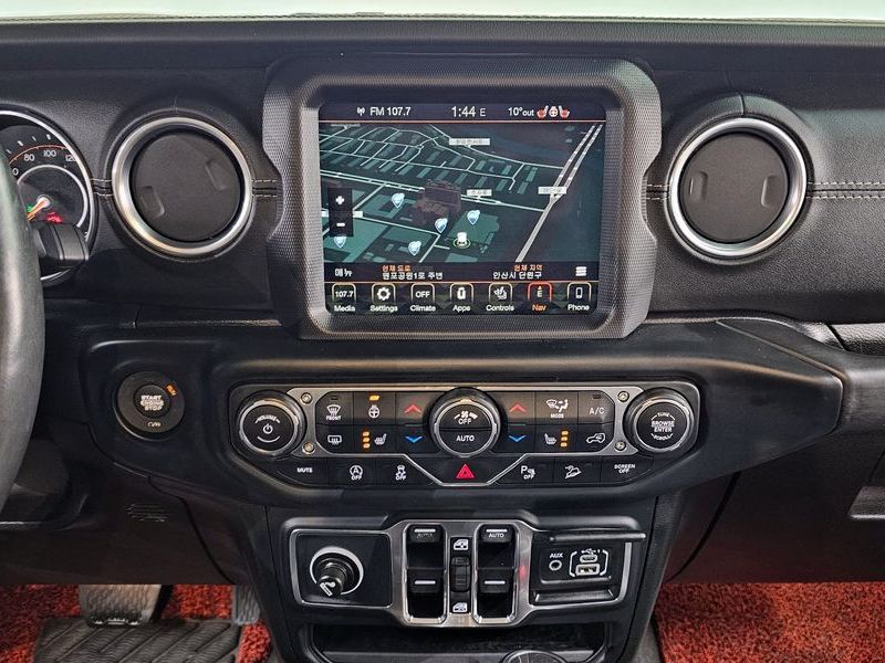 2019 Jeep Wrangler 2.0 Overland 4Door photo 19