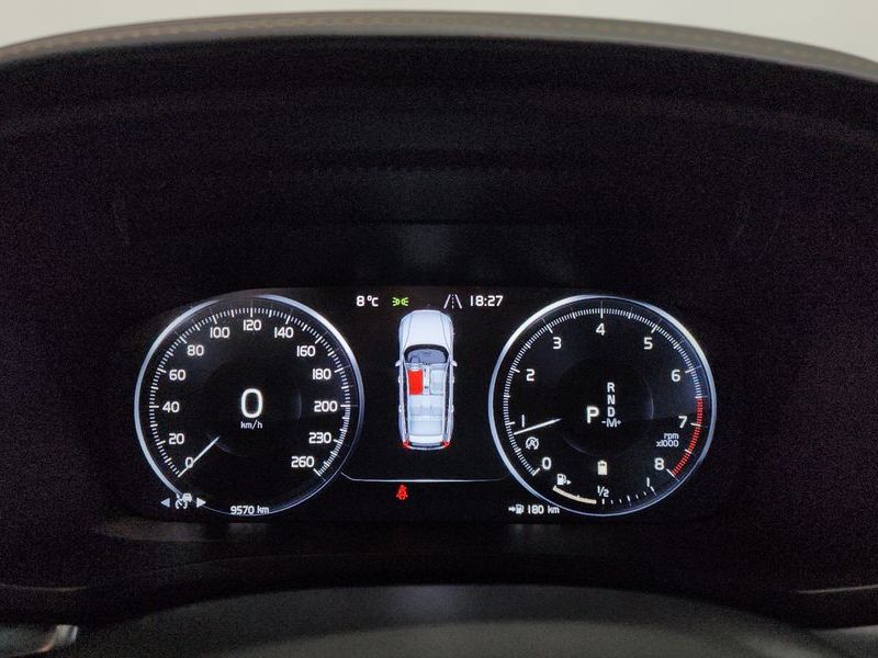2021 Volvo V60 B5 Pro AWD photo 8