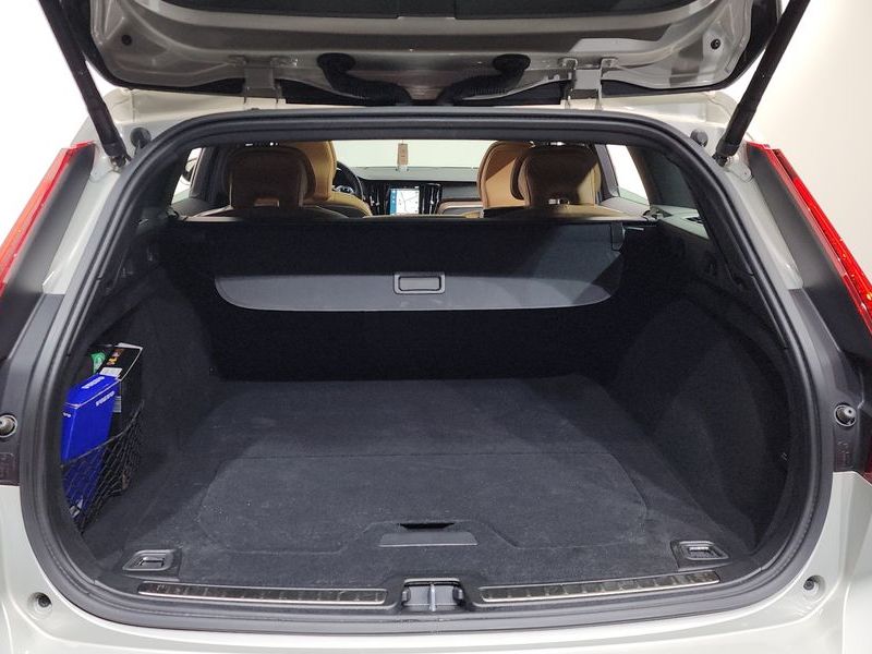 2021 Volvo V60 B5 Pro AWD photo 20