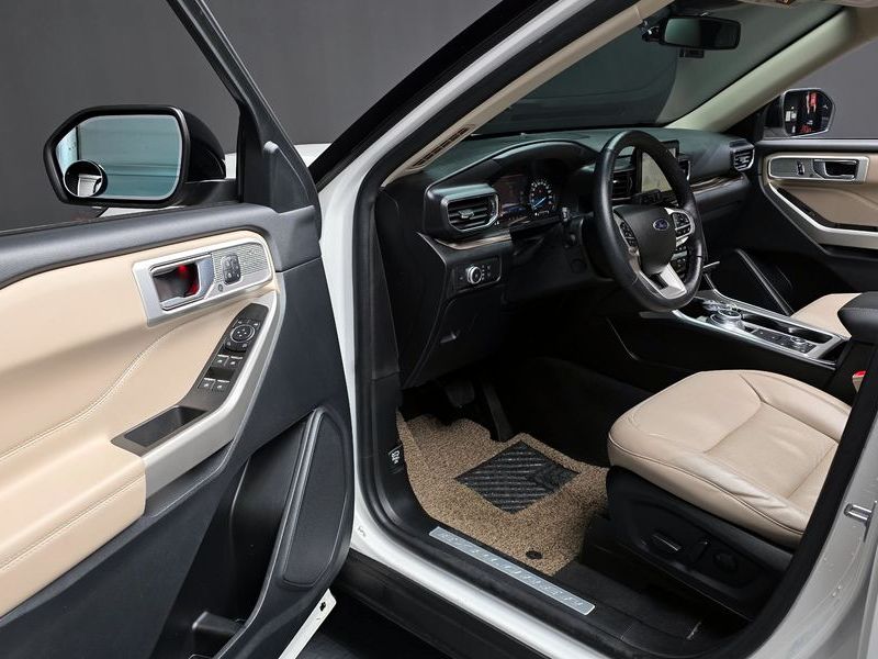 2022 Ford Explorer 2.3 LimIted 4WD photo 10