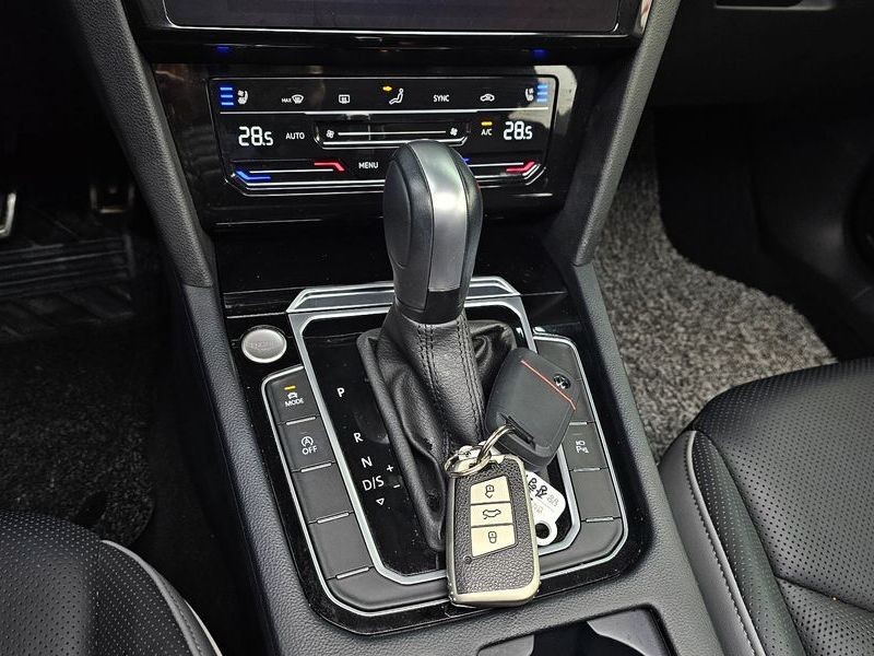 2022 Volkswagen Arteon 2.0 TDI Prestige photo 9