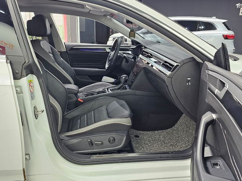 2022 Volkswagen Arteon 2.0 TDI Prestige photo 11