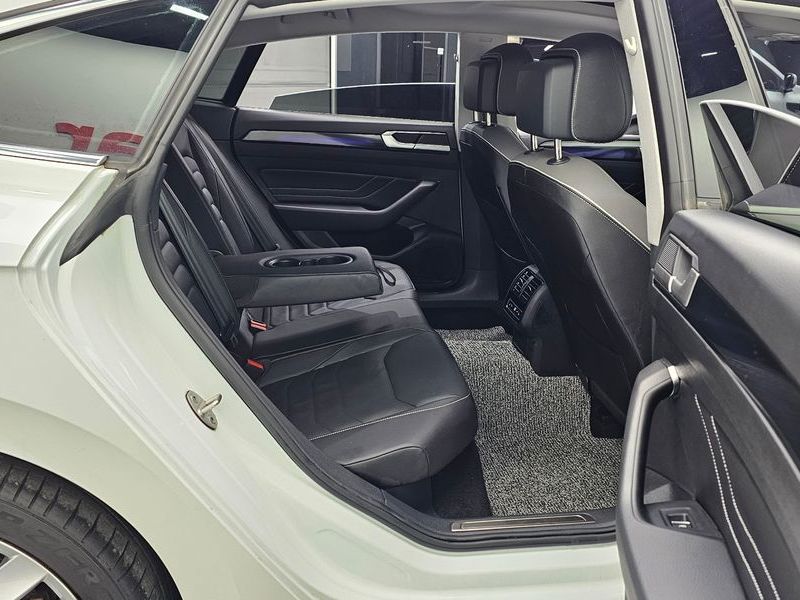 2022 Volkswagen Arteon 2.0 TDI Prestige photo 12