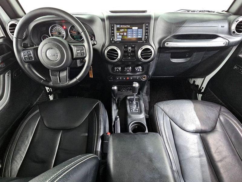 2017 Jeep Wrangler 3.6 Sahara 4Door photo 7