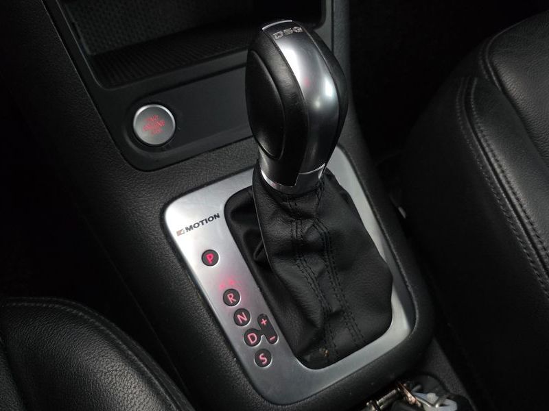 2016 Volkswagen Tiguan 2.0 TDI Premium 5N photo 9