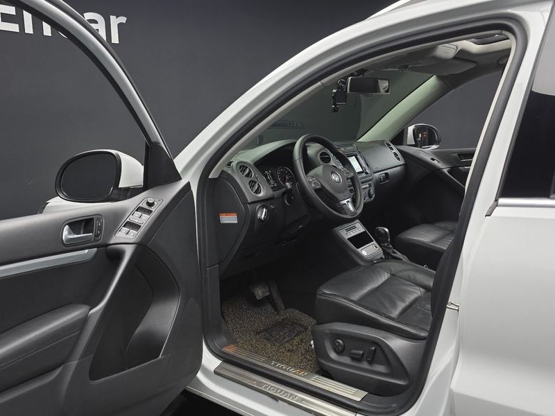 2016 Volkswagen Tiguan 2.0 TDI Premium 5N photo 10