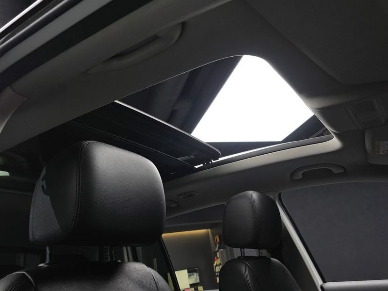 2016 Volkswagen Tiguan 2.0 TDI Premium 5N photo 17