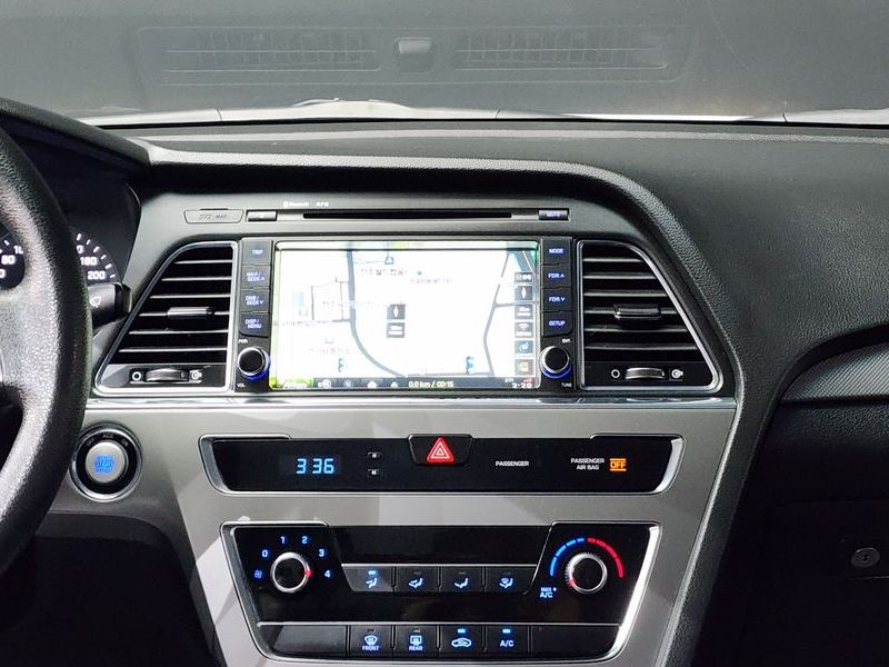 2016 Hyundai Sonata LPI Modern photo 16