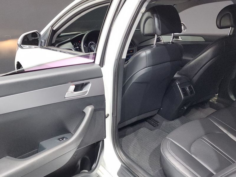 2016 Hyundai Sonata LPI Modern photo 19
