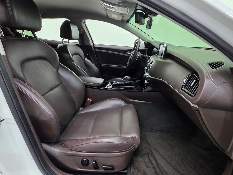 2018 Kia 스팅어 2.0 Turbo 2WD Platinum photo 10