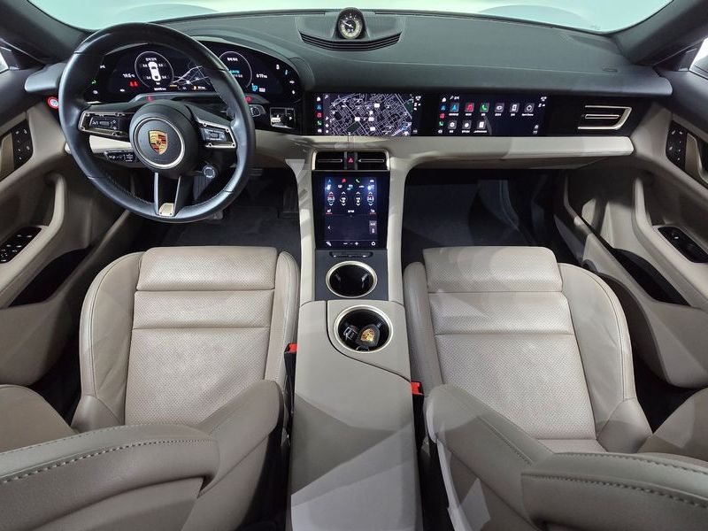 2023 Porsche Taycan Base photo 7