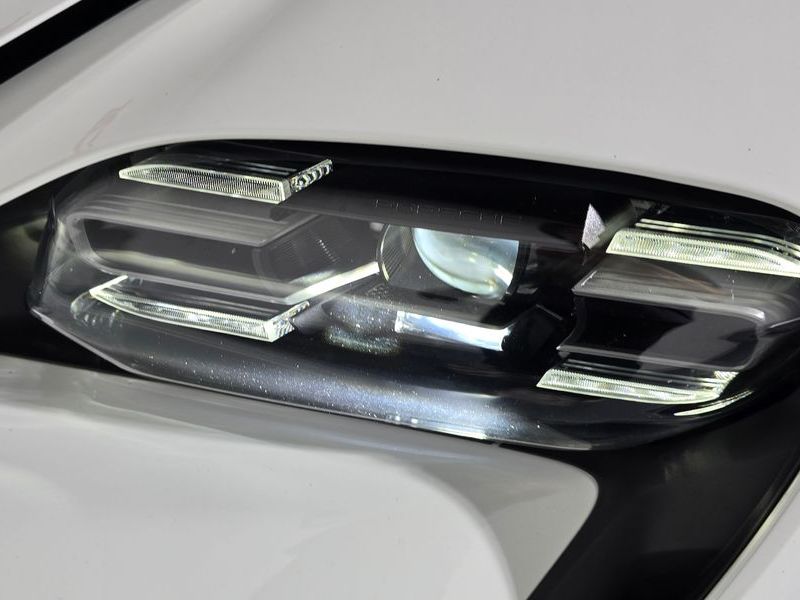 2023 Porsche Taycan Base photo 22