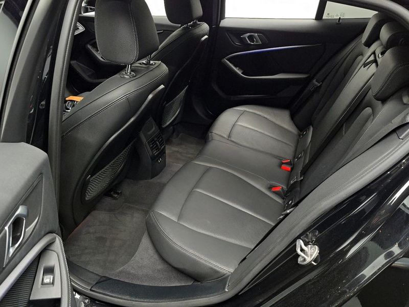 2022 BMW 1시리즈 120i M Sports photo 27