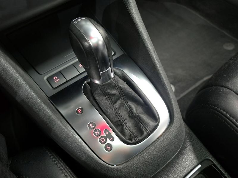 2012 Volkswagen Golf 2.0 TDI photo 9