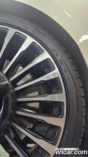 2016 Bentley Flying Spur 4.0 photo 11