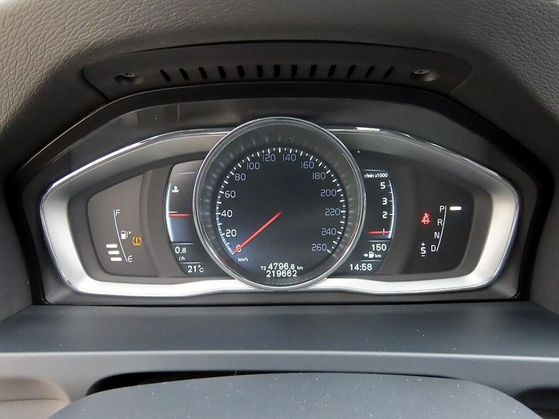 2016 Volvo V60 D3 1st photo 9