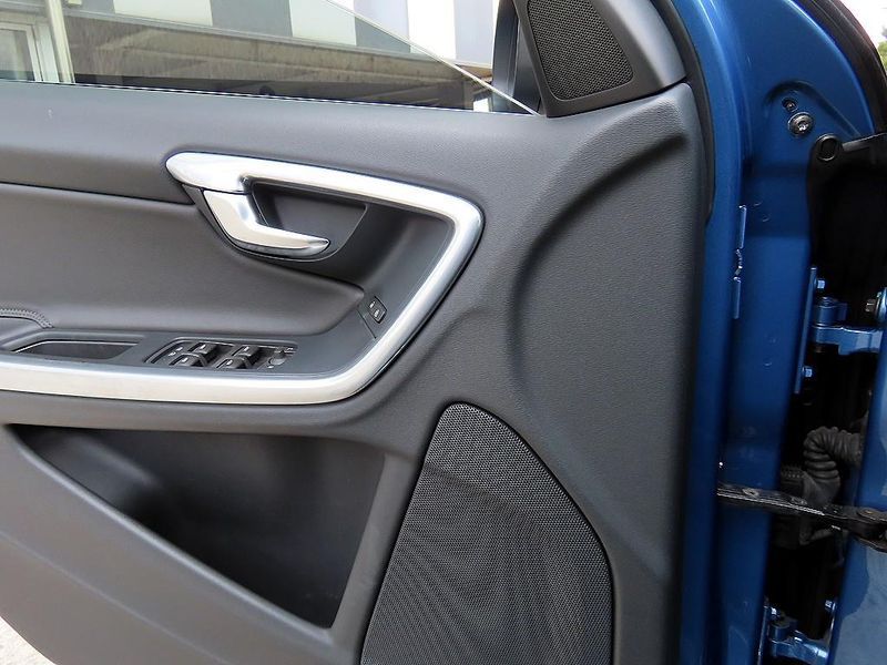 2016 Volvo V60 D3 1st photo 11