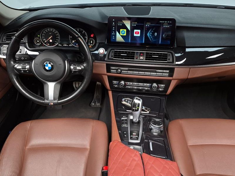 2016 BMW 5 Series 520d M Aero Dynamic photo 7