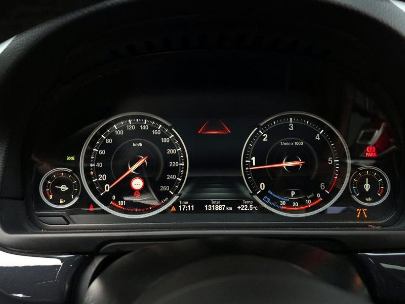 2016 BMW 5 Series 520d M Aero Dynamic photo 8