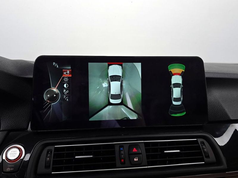 2016 BMW 5 Series 520d M Aero Dynamic photo 14