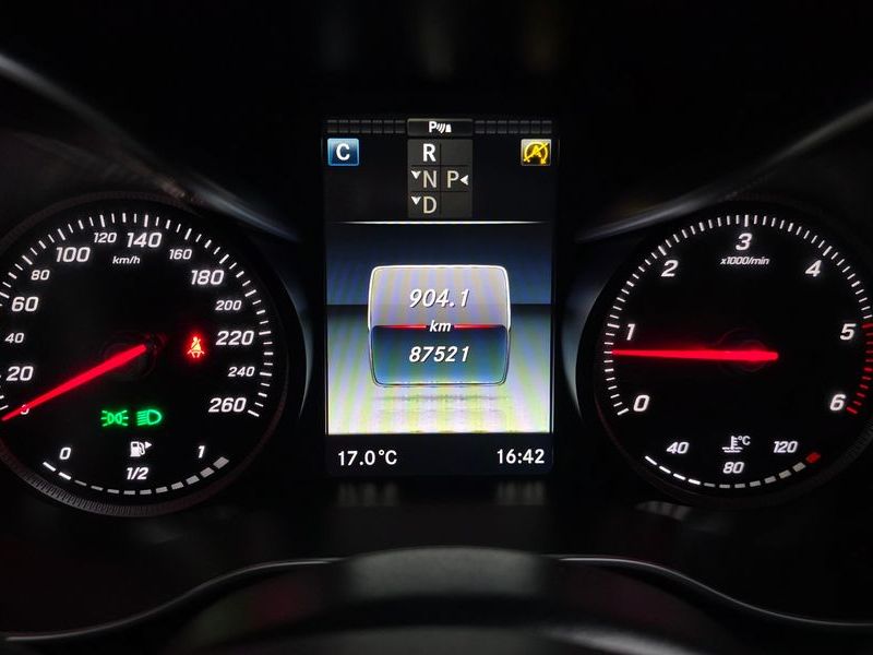 2016 Mercedes-Benz C-Class C220 d Avantgarde photo 8