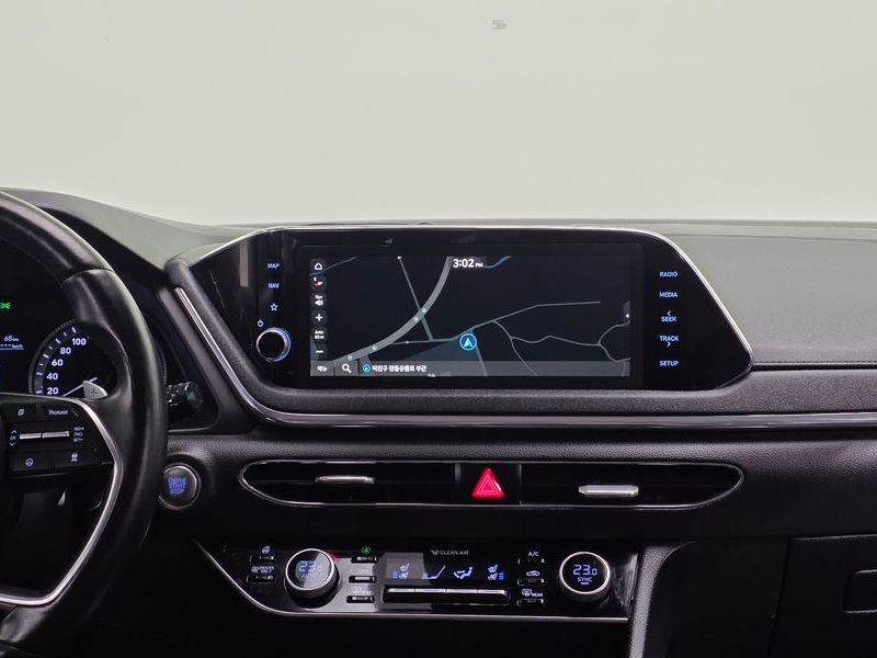 2020 Hyundai Sonata Premium Family photo 16