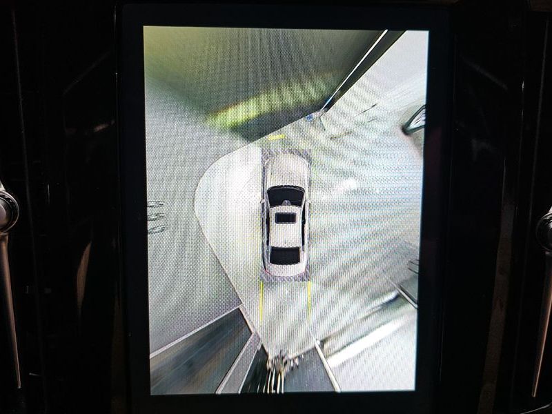 2023 Volvo S90 B6 AWD Ultimate Bright photo 15
