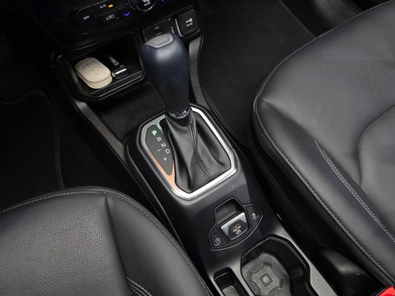 2023 Jeep Renegade 1.3 Limited photo 9